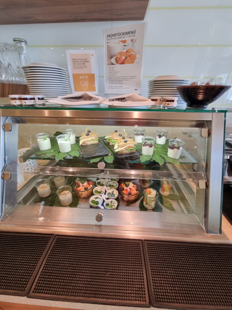 kreuzfahrt-anker_Lounge_Buffet